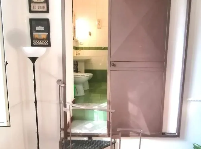 Rooftop Attic * Napoli